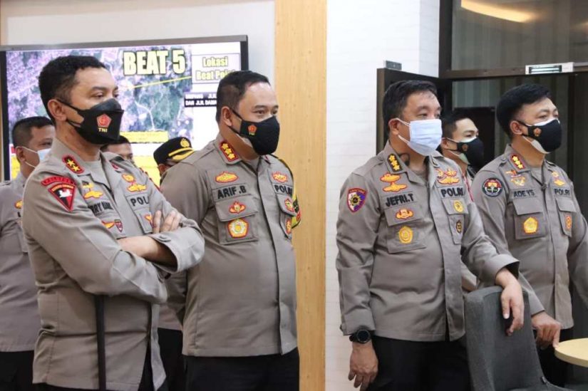 kapolda kaltim cek langsung call center 110 polresta samarinda 29330