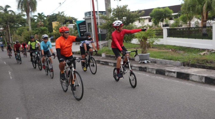 kapolda kaltim gowes bersama pju pantau sitkamtibmas 48032