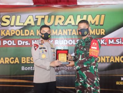 kapolda kaltim kunjungi kodim 0908 bontang jalin sinergitas tni polri 36564