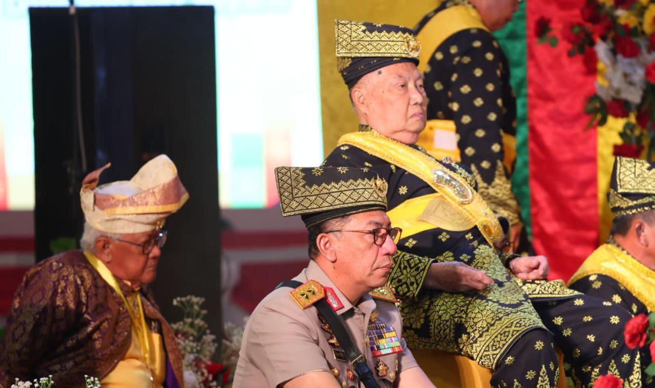 kapolda kepri akan dianugerahi gelar dato seri indera pahlawan oleh lembaga adat 77246