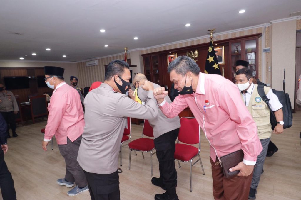 kapolda kepri audiensi bersama badan kesbangpol 34711