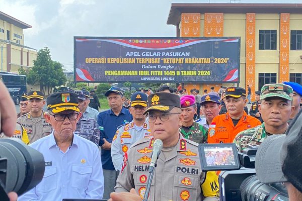 kapolda lampung ajak masyarakat dukung upaya polisi dalam memastikan keamanan arus mudik 72290