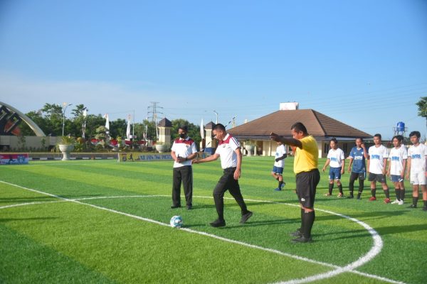 kapolda lampung buka turnamen mini soccer piala kemerdekaan hut ri ke 77 antar perguruan tinggi 49011