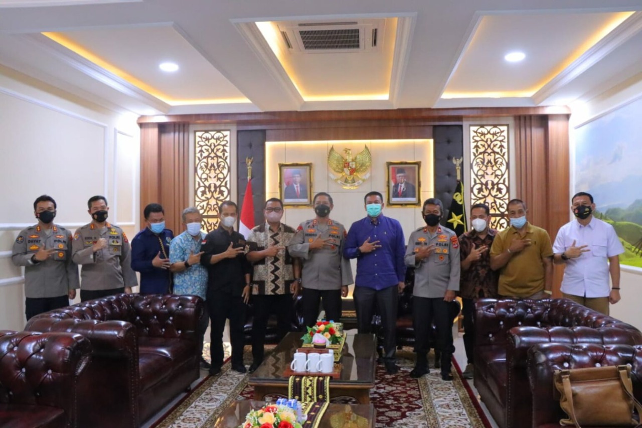 kapolda lampung terima kunjungan dewan pers 45198