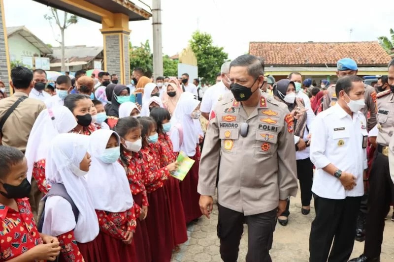 kapolda lampung tinjau vaksinasi merdeka anak usia 6 11 tahun yang digelar serentak se indonesia 34464
