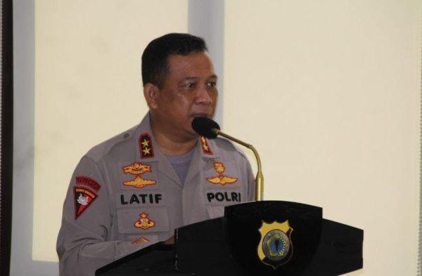 kapolda maluku imbau masyarakat tidak terprovokasi terkait kericuhan di pulau haruku 23011