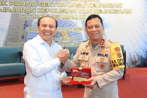 kapolda maluku sebut kolaborasi dalam penegakan hukum di bidang jasa keuangan penting dilakukan 70500