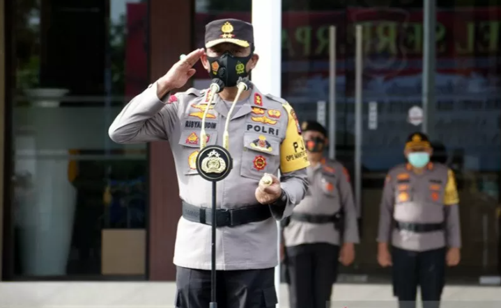 kapolda malut imbau masyarakat patuhi protokol kesehatan jelang perayaan natal dan tahun baru 2021 32951