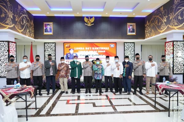 kapolda membuka lomba dai kamtibmas jajaran polda jabar 45135