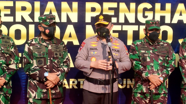 kapolda metro jaya bukan hal mudah jadikan warga disiplin prokes 28839