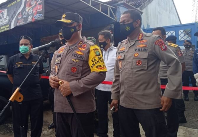 kapolda metro jaya tinjau penggerebekan teroris di bekasi 30929