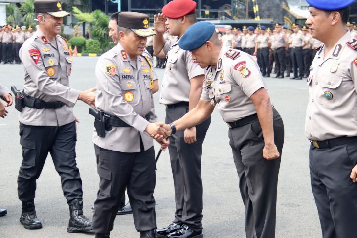 kapolda minta anggota naik pangkat semakin profesional 68337