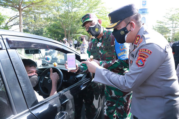 kapolda ntb dan danrem 162 wb cek lokasi penyekatan ppkm darurat 29290