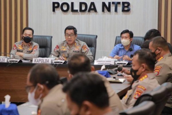 kapolda ntb pastikan jajaran pantau distribusi bbm tepat sasaran 45773