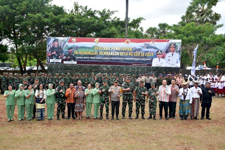 kapolda ntt hadiri langsung upacara penutupan tmmd ke 120 di desa tesabela 74968