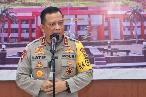 kapolda ntt perayaan idul fitri dan kenaikan isa almasih di ntt berlangsung aman 28420