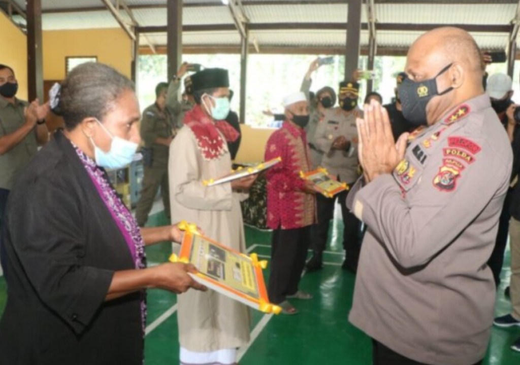 kapolda papua jaga kwamki narama tidak ada lagi perang suku 9051