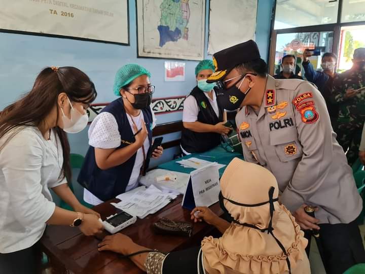 kapolda perintahkan percepat vaksinasi covid 19 bagi personel polda sumut 28753