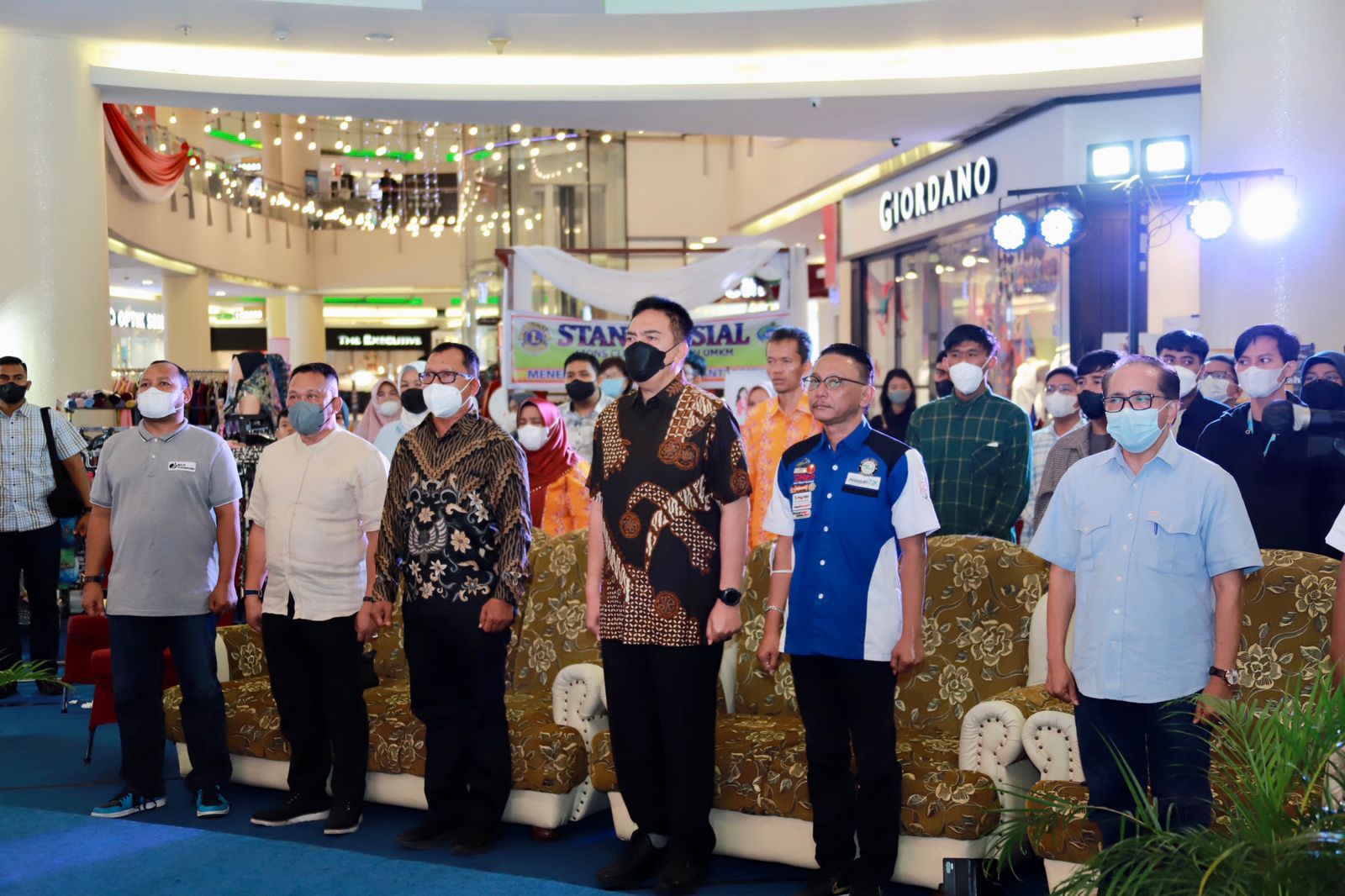 kapolda riau literasi digital menghindarkan penyimpangan norma dan hukum dalam bermedia digital 48950