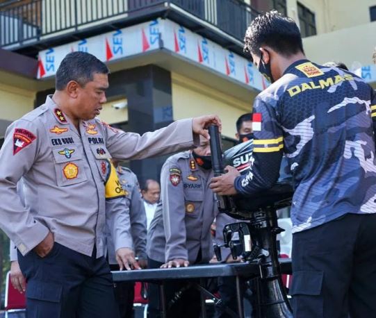 kapolda sulbar cek peralatan sar antisipasi bencana alam 17948