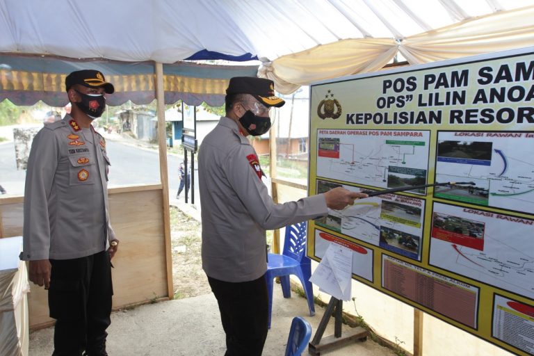 kapolda sultra cek pos pam menjelang perayaan tahun baru 33034