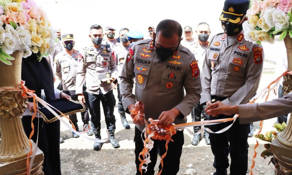 kapolda sultra resmikan gedung ppa polres buton sebagai wujud kepedulian terhadap perempuan dan anak 34466