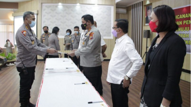 kapolda sulut canangkan pembangunan zona integritas 31145