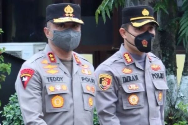 kapolda sumbar apresiasi capaian vaksinasi di kota padang lebihi target nasional 22894
