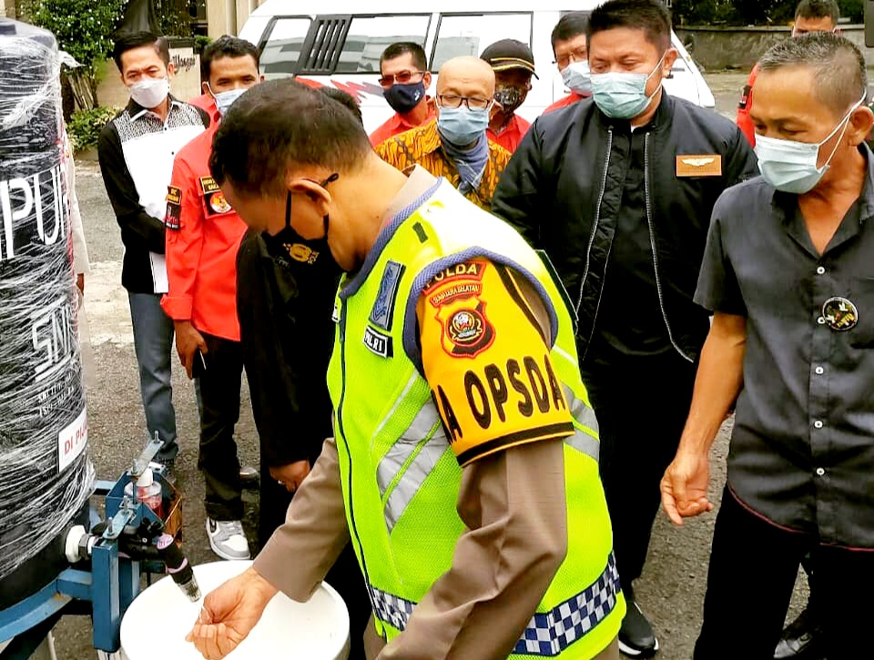 kapolda sumsel cek langsung penerapan protokol kesehatan pada perayaan natal di gereja gereja 32998