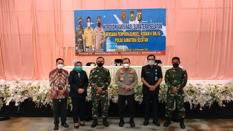 kapolda sumsel gelar rapat percepatan vaksinasi dengan tema keroyok vaksin sumatera selatan 24653