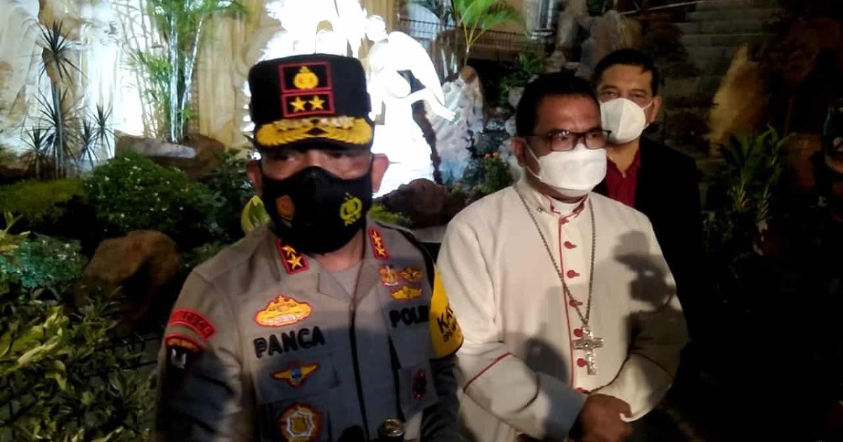 kapolda sumut bersama pangdam i bb tinjau perayaan paskah di gereja katedral medan 30966