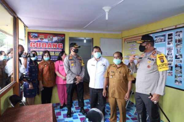 kapolda sumut hadiri peresmian kampung kuta paguh 36425