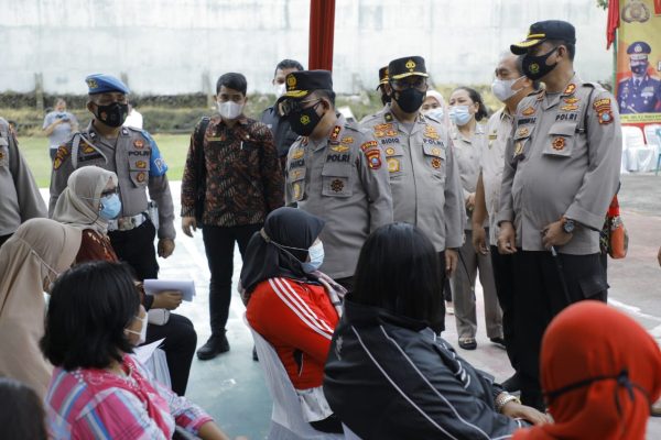 kapolda sumut imbau pentingnya vaksinasi covid 19 kepada masyarakat 28833
