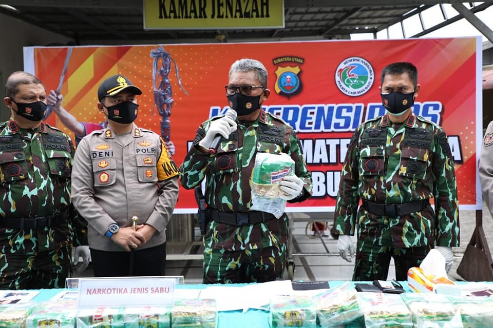 kapolda sumut pimpin konferensi pers terkait pengungkapan sabu seberat 15 kg 32652