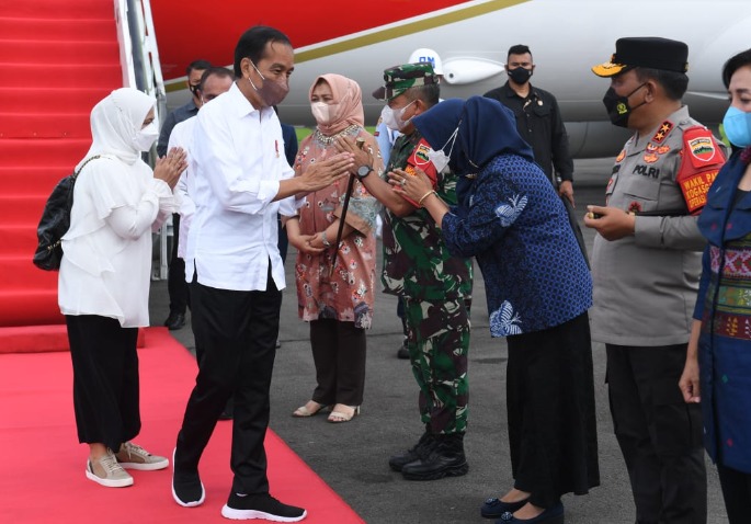kapolda sumut sambut kunjungan kerja presiden ri 48105
