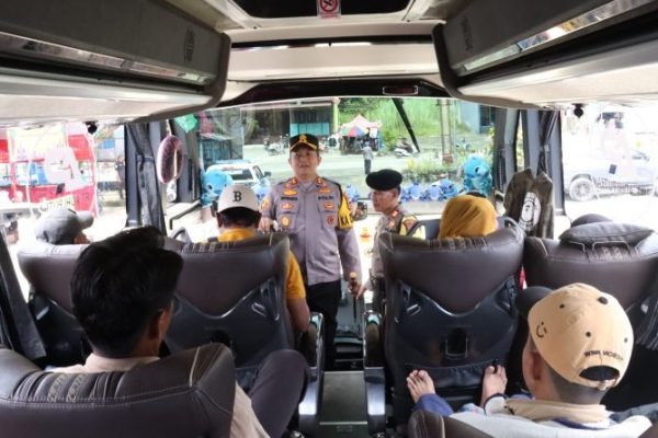 kapolres morowali lepas mudik gratis tujuan makassar 72401