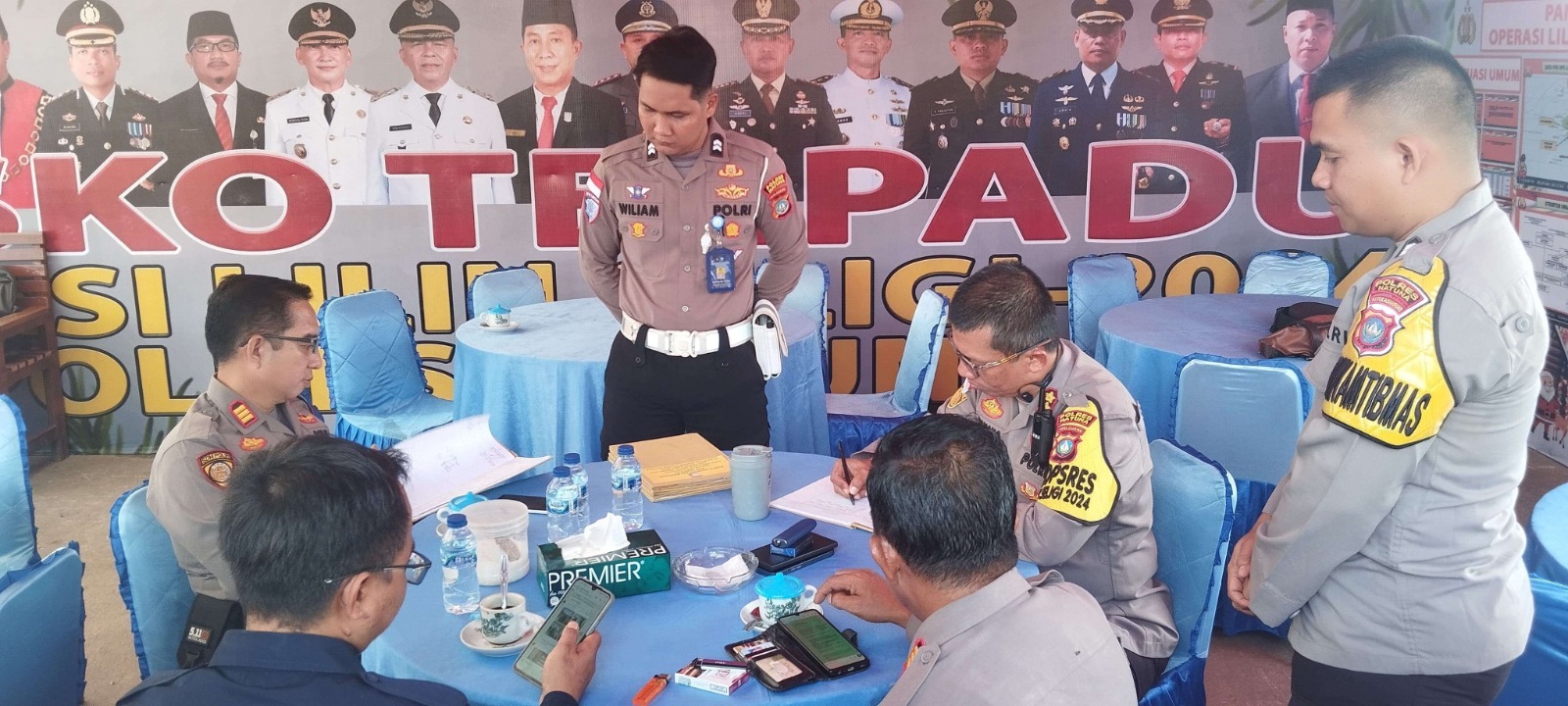 kapolres natuna laksanakan pengecekan dan kontrol pada posko terpadu ops lilin seligi 2024 82298