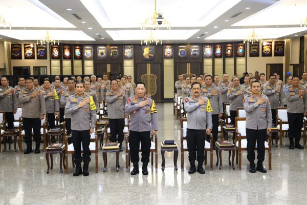kapolri buka rakernis gabungan sejumlah satker polri 71682