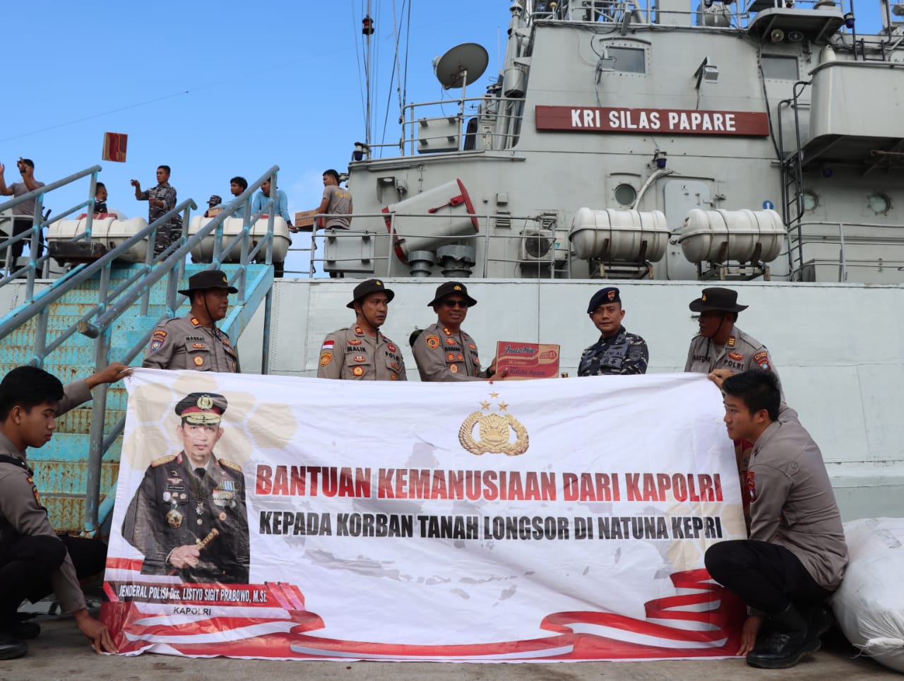 kapolri dan ketum bhayangkari kirim bantuan ke natuna 55643
