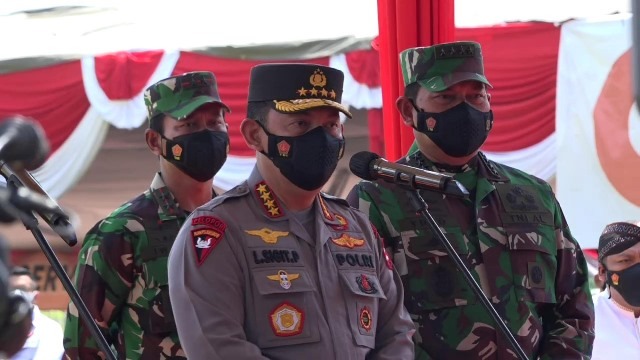 kapolri dan panglima tni apresiasi forkompimda dalam penanganan covid di jawa timur 24652