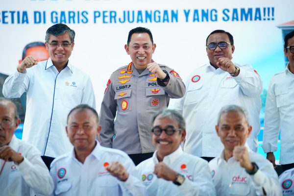 kapolri hadiri hut ke 52 kspsi apresiasi perjuangan kalangan buruh 84680