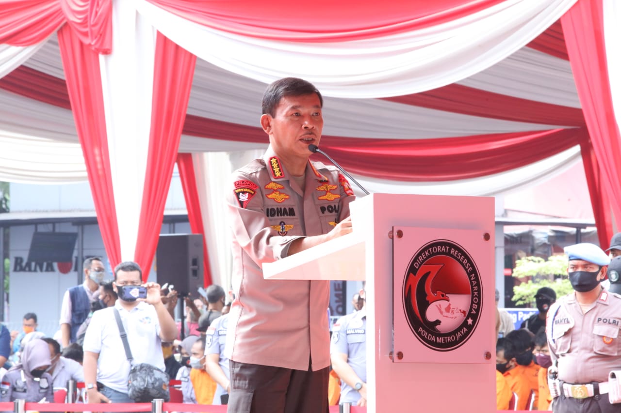 kapolri hadiri pemusnahan 12 ton sabu dan 35 000 ekstasi dengan modus impor kurma 34662