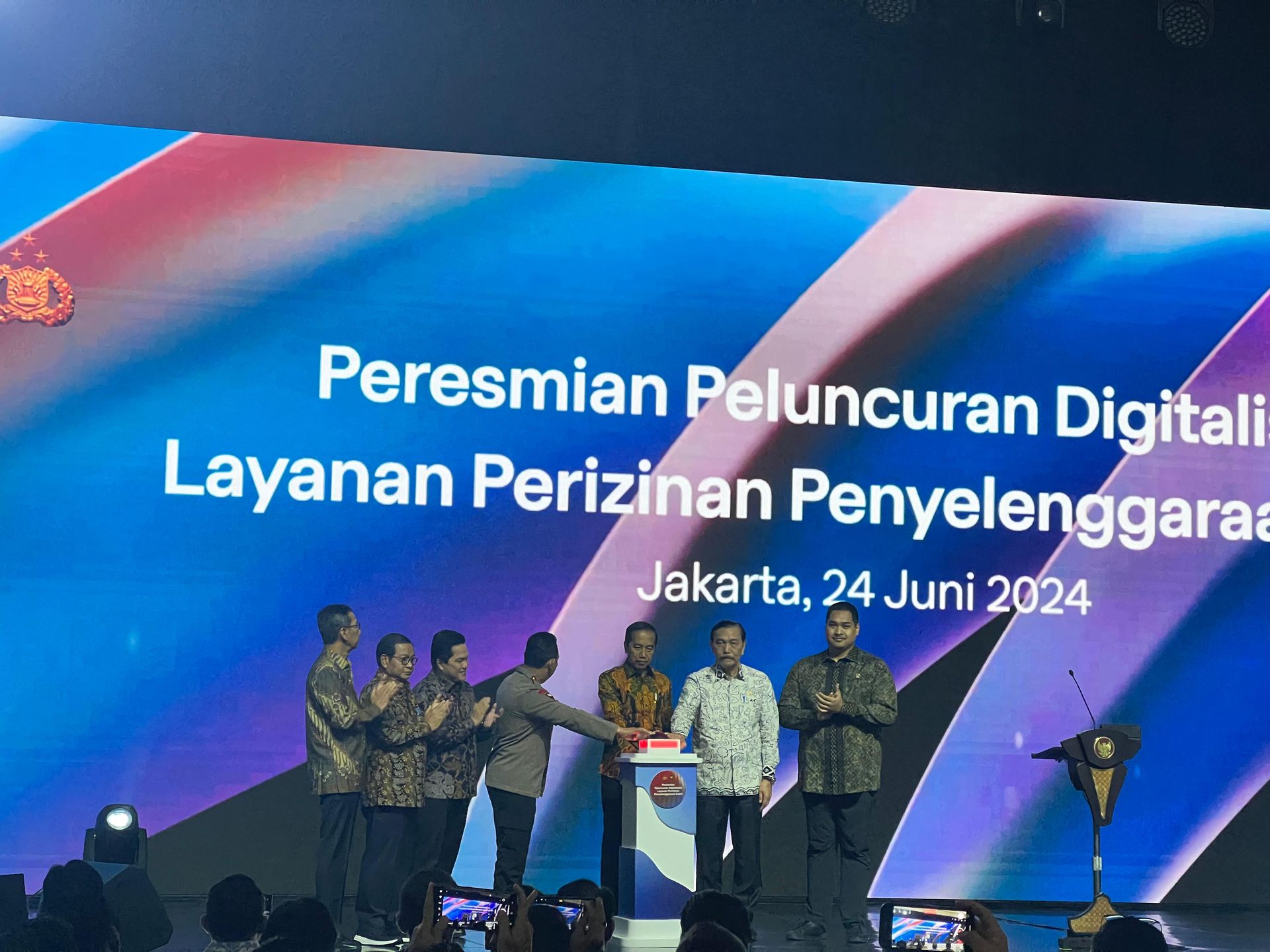 kapolri luncurkan sistem mempermudah perizinan event 75606