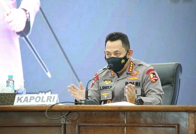 kapolri persilahkan peserta lomba mural kreasikan kritikan ke polri 24695