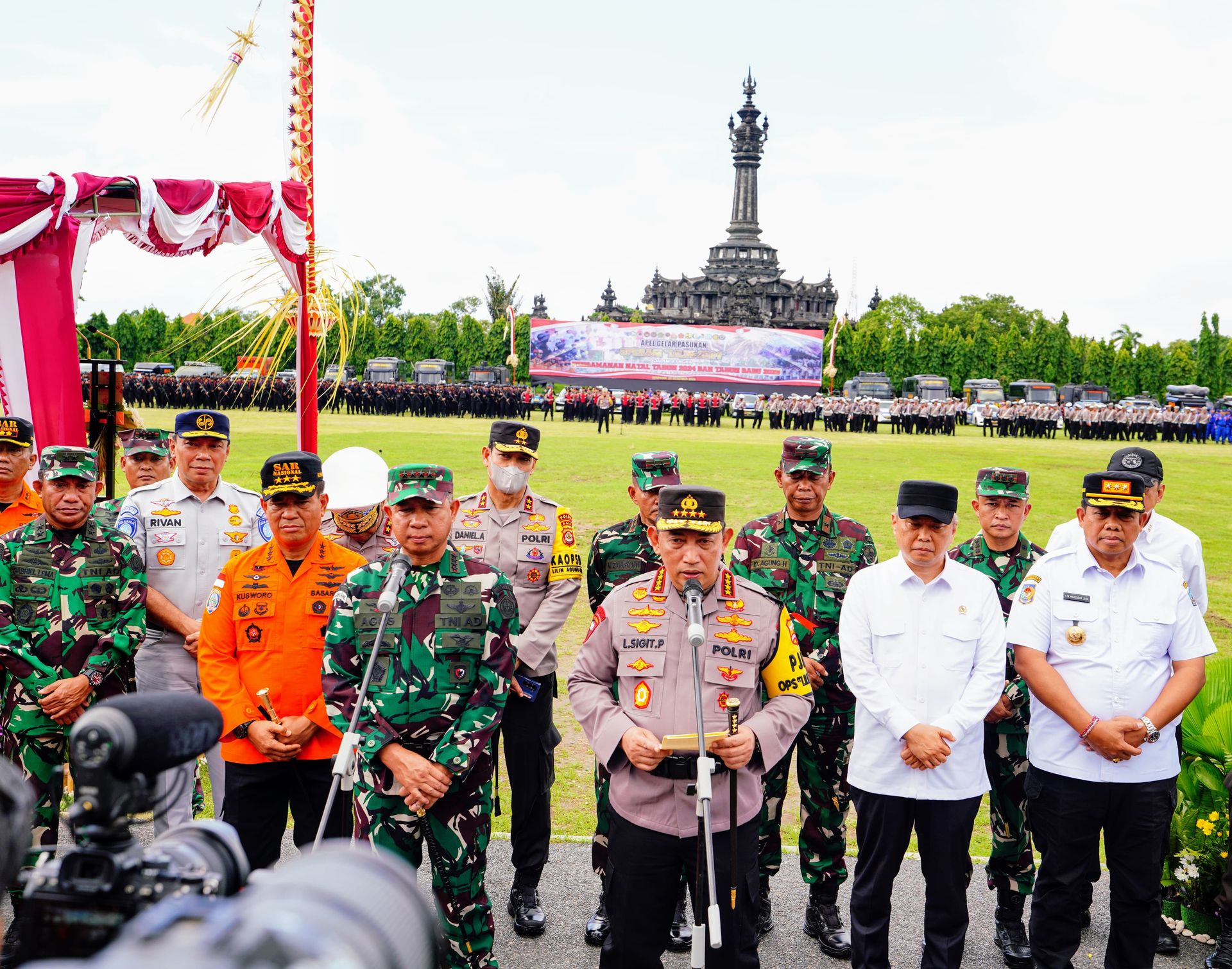 kapolri pimpin operasi lilin 2024 untuk pengamanan natal dan tahun baru 82128