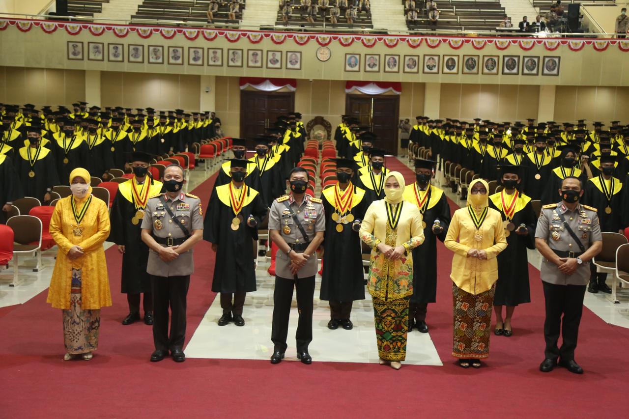 kapolri pimpin penutupan pendidikan taruna akpol tk iv angkatan ke 51 34665