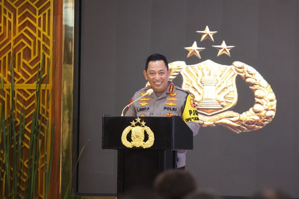 kapolri sebutkan capaian satgas blbi polri satu tahun terakhir 82552