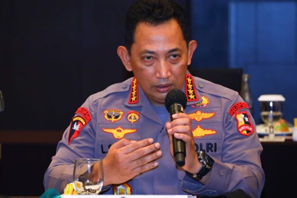 kapolri siapkan skenario pengamanan hingga genjot vaksin booster di bali untuk sukseskan gpdrr 23059