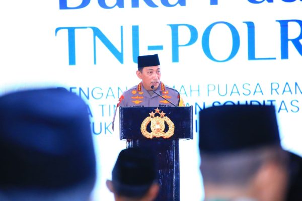 kapolri tekankan pentingnya soliditas tni polri 72129