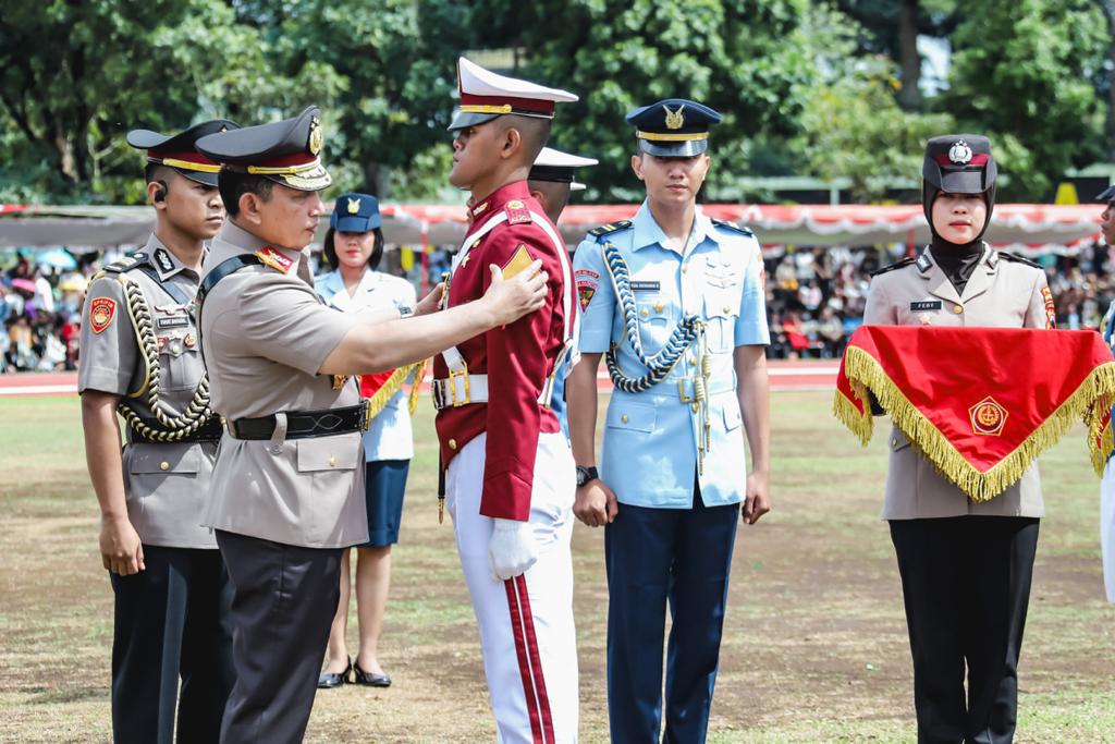 kapolri tekankan pesan presiden jokowi kepada taruna 66834